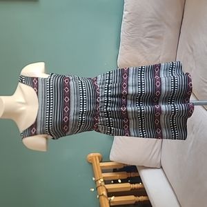 Heart and Soul Red Aztec print zip back dress size Small juniors